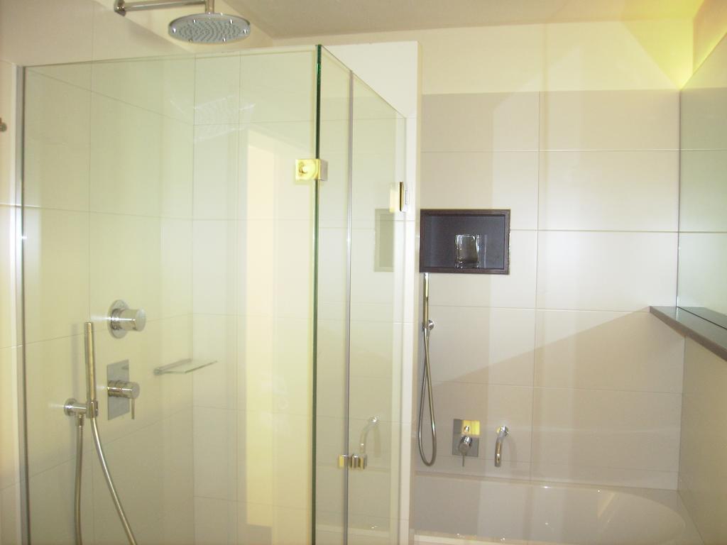 Appartements Christa Dobbiaco Eksteriør bilde